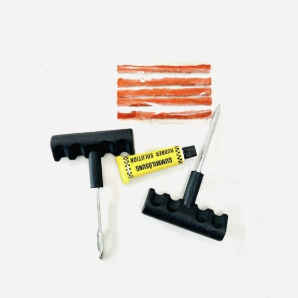 TUBELESS PUNCTURE REPAIR KIT