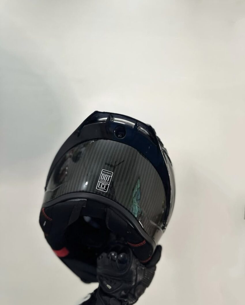 AGV REPLICA CARBON GLOSSY - Image 3