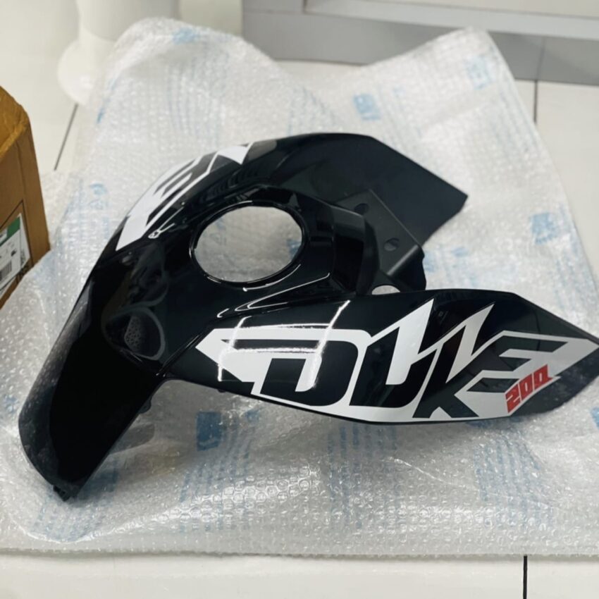TANK COVER DUKE 200 BLACK - Image 2