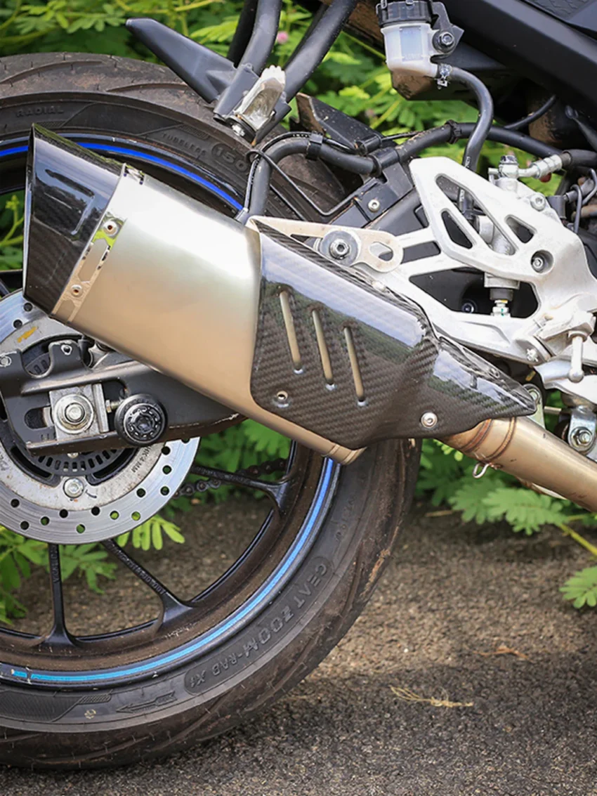 AKRA SILVER END CARBON SHIELD EXHAUST - Image 6