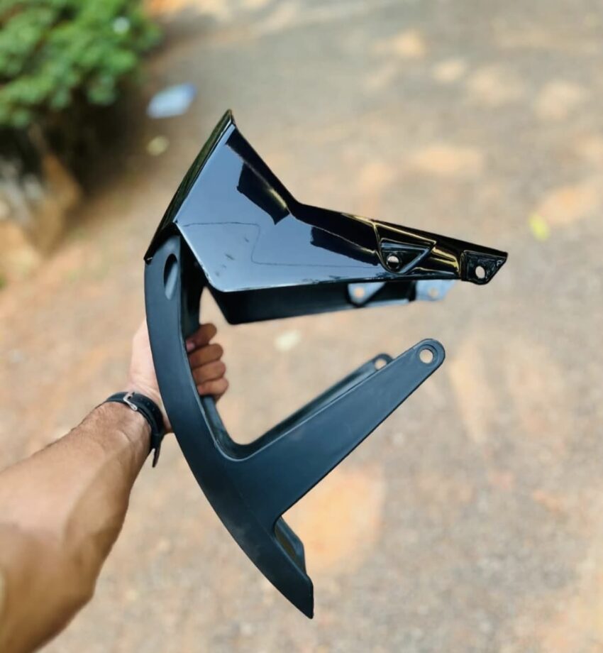 RC FRONT MUDGUARD BLACK - Image 2