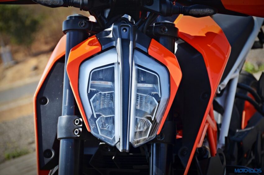 KTM DUKE 390 HEADLIGHT GLASS GEN 2 - Image 4