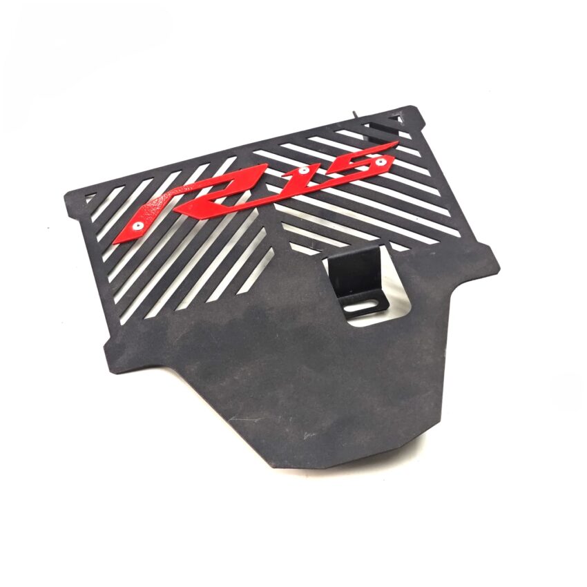 RADIATOR  GUARD R15 V3 - Image 4