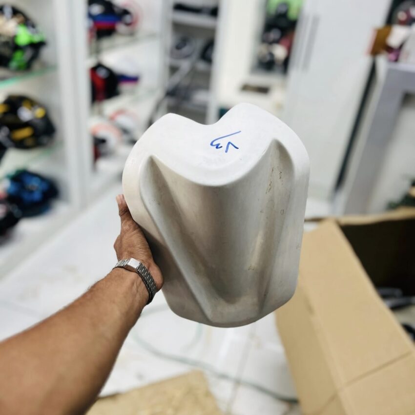 SEAT COWL – YAMAHA R15 V3 / V4 - Image 5