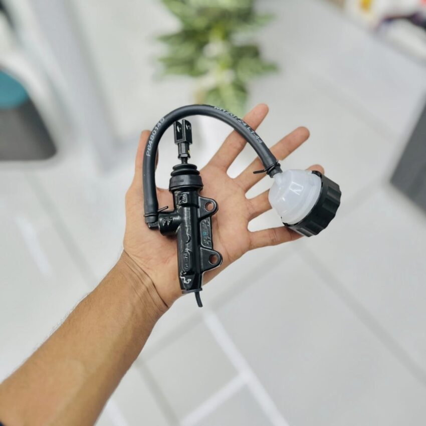 REAR MASTER CILINDER ASSEMBLY FOR BAJAJ, KTM - Image 2