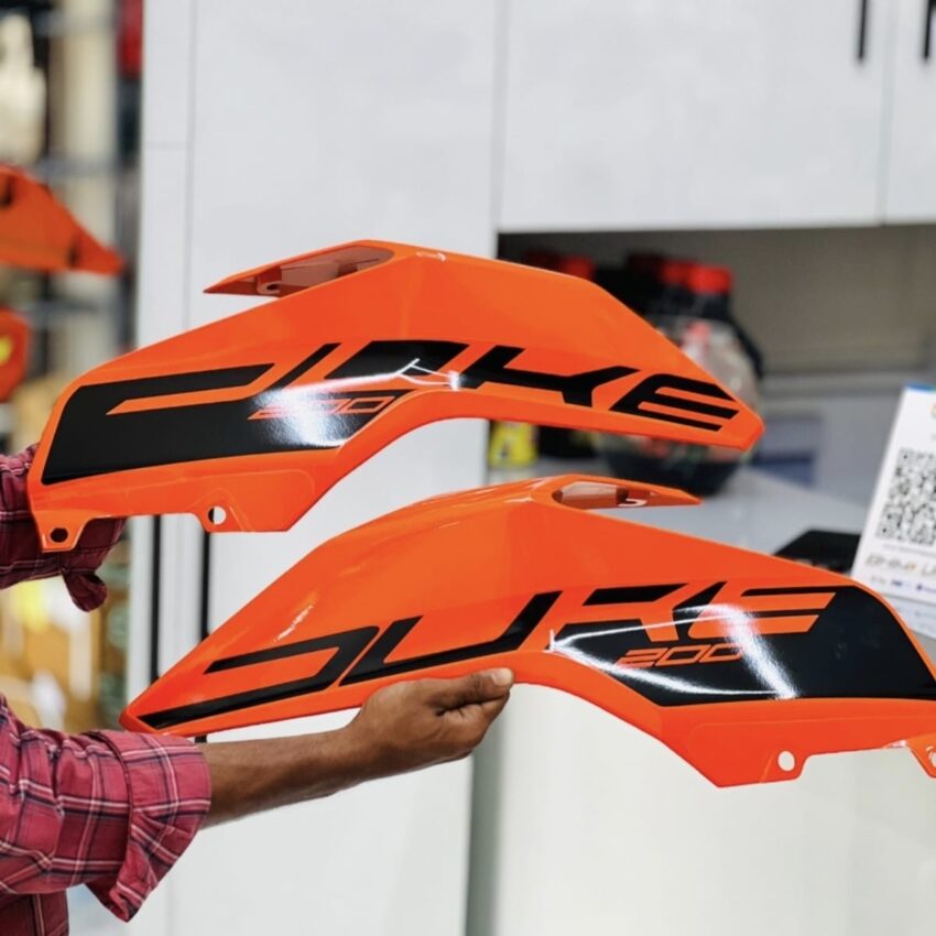 DUKE 200 TANK COVER ORANGE - Image 3