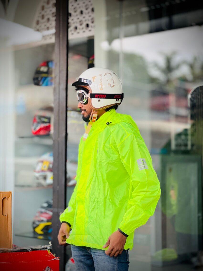 KARDA RAINCOAT - Image 4