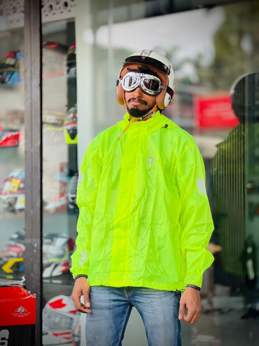 KARDA RAINCOAT