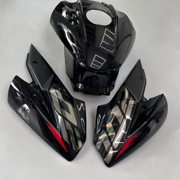 Tank Cover – NS200 (Black & Red)