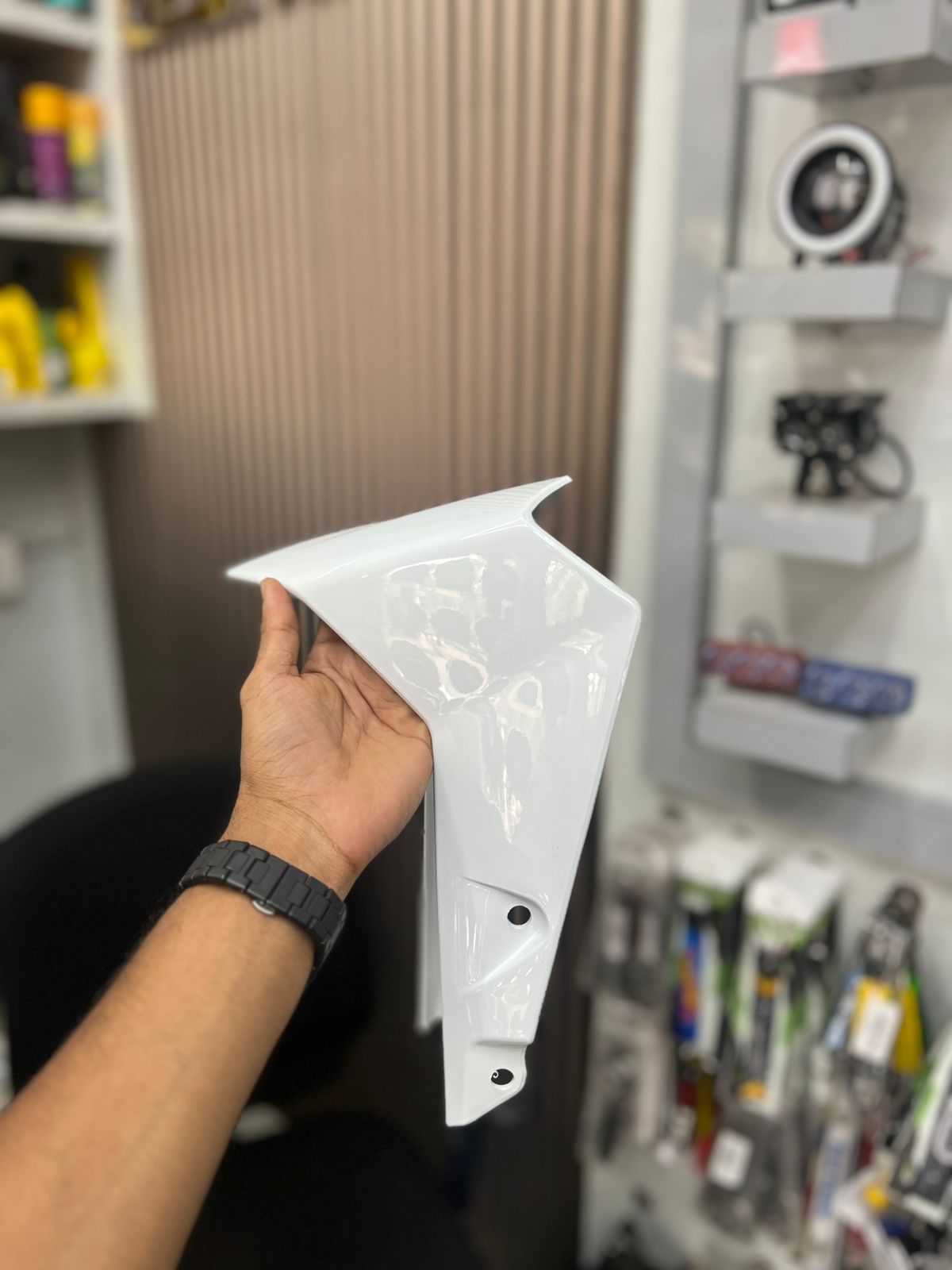 DUKE 250 FRONT PORTION MUDGUARD WHITE