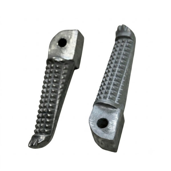 R15 FRONT FOOTREST